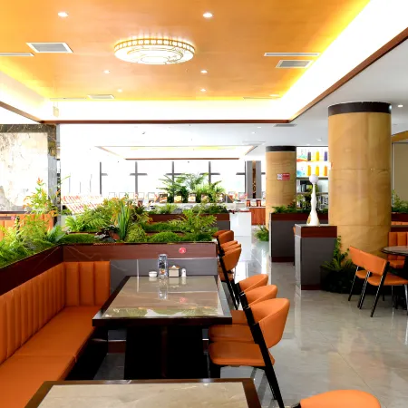 Coulomb Welcome Hotel