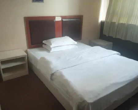 Qira Xinglong Hotel Hotels in Qira