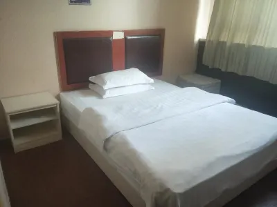 Qira Xinglong Hotel