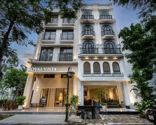 The Royal Vista - Phu My Hung Hotels near District 7