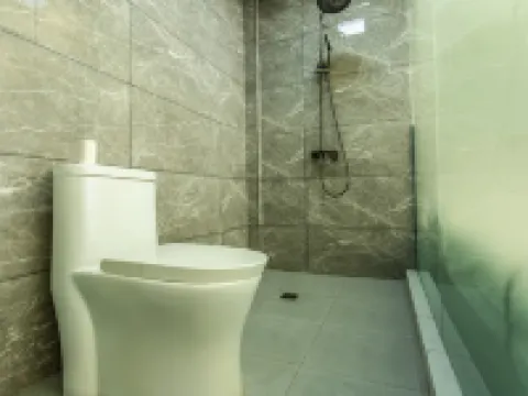 Mercure Hotel(Condine Bus Station) Hoteles en Kangding