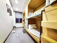 universe·Youth hostel