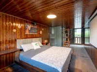 Tujia Diaojiaolou Ancient Village Homestay (Lichuan) 리촨 호텔