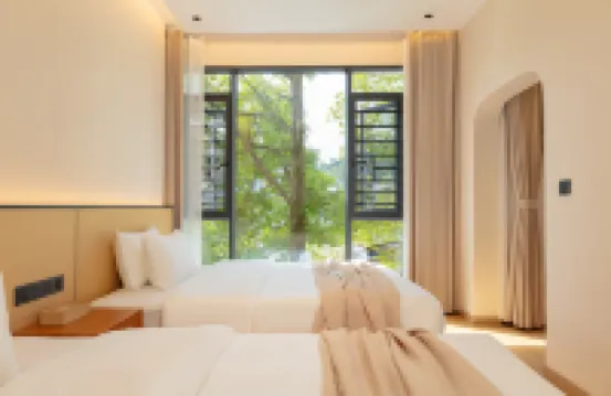 Yuexia Vacation Courtyard (Phoenix Ancient City Branch)