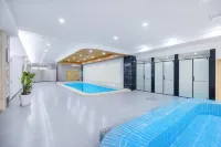 佳悅溫泉飯店（官渡古鎮店） - 游泳池