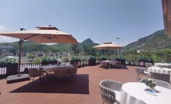 DiJianNanShan Garden Hotel (Xiane Lake Tourist Area)