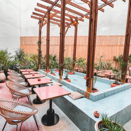 Bloom House Hôtel & SPA