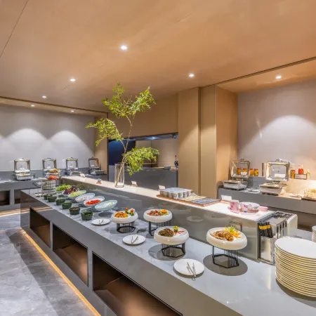 Jinyi Youxuan Hotel (Ulanqab Wanda Plaza & Municipal Government Branch)