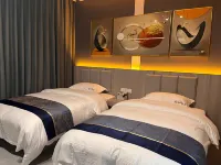 Xiangban Sansheng Homestay (Border Town Tea Cave Scenic Area Branch) - موقف سيارات