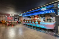 FORMONT High-Rise River View Hotel (Chongqing Hong Ya Dong Jiefangbei Pedestrian Street, Chongqing) - Baarit