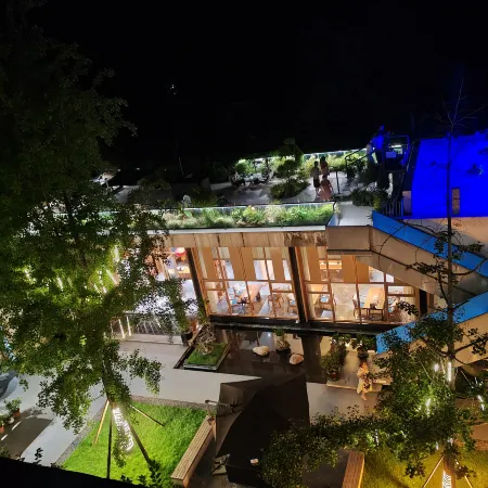 Mount Qingcheng Liuhe · Bisu Wenquan Homestay