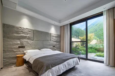 Quzhou Moon Falling Stars Homestay Отели рядом с достопримечательностью «Dragon Gate Conyon»