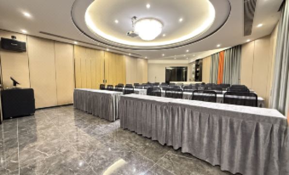 Stars Hotel (Zhongshan Lihe Plaza)