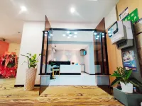 Insail Hotel (Guangzhou Jiangnanxi Taigucang Fenghuang Xincun Subway Station) Hotels in Guangzhou