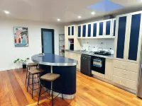 Lipscombe Mt Wellington view luxury house Hôtels à : Margate