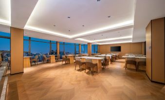 Luoshan Water cube Hotel