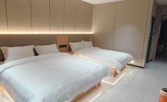 Rongjiang Qiancheng Hotel