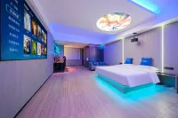PK E-Sports Hotel (Jinjiang Guoji Jichang Yangguang Guangchang, Quanzhou)