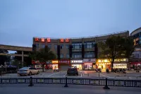 南昌沃迪佳ホテル（長江路地下鉄駅） - 駐車場