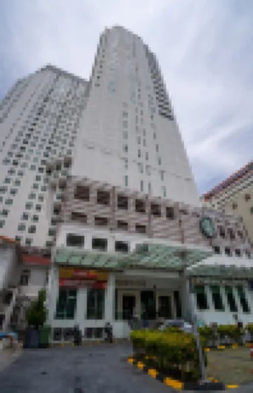 2-bedroom condo with free parking on premises. Hotels in 