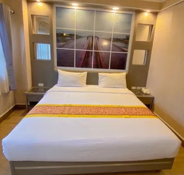 ห้องซูพีเรียร์ เตียงใหญ่ 1 เตียง