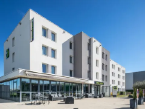 B&B Hotel Lyon Aéroport Saint-Quentin-Fallavier Hotels in Isere