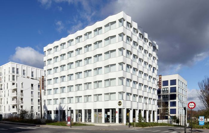 B&B HOTEL貢比涅火車站TGV