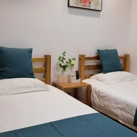 Yiyun Bieyuan Hostel