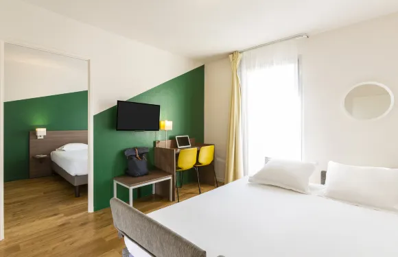 阿德吉奧阿克瑟斯卡列爾蘇普瓦西公寓式酒店