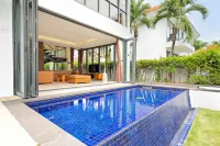 The Ocean Suites - Private Pools