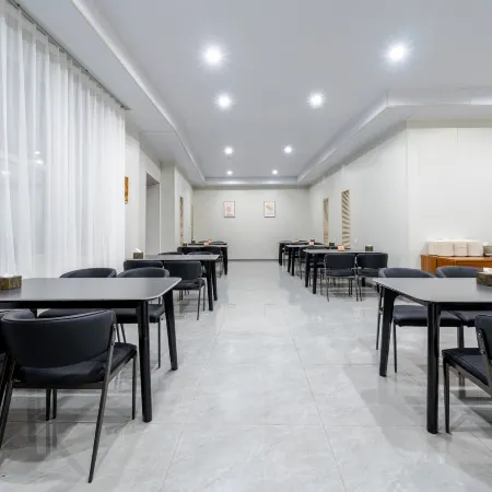 Jiangtian Holiday Hotel (Fuyuan Port)