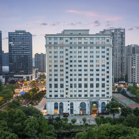 Longdu Jiahua International Hotel (Nanhu)