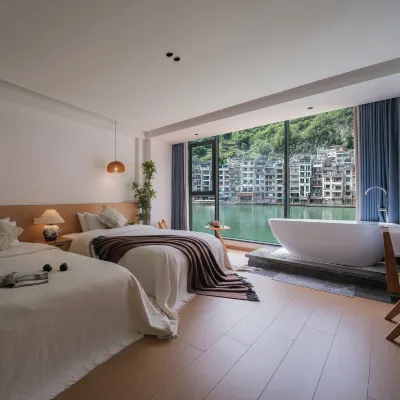 Zhenyuan Zhanyun River View Luxury Homestay Hotels near Ancient Roadway