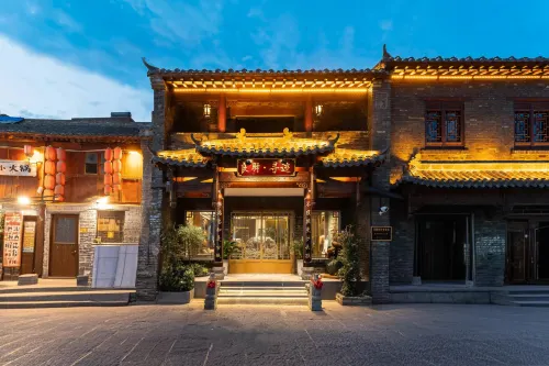 The Serene Inn of Discovery