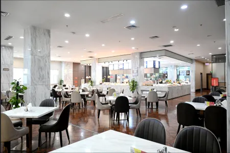 Dongshan Hotel Отели рядом с достопримечательностью «Baijiahu Garden Citizen's Square»