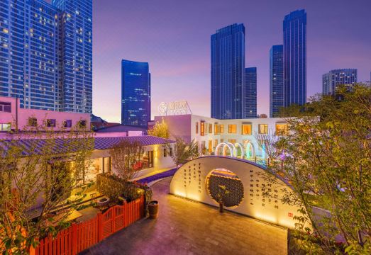 Linhua Courtyard Hotel (Dalian Xinghai Square Convention Center Subway ...