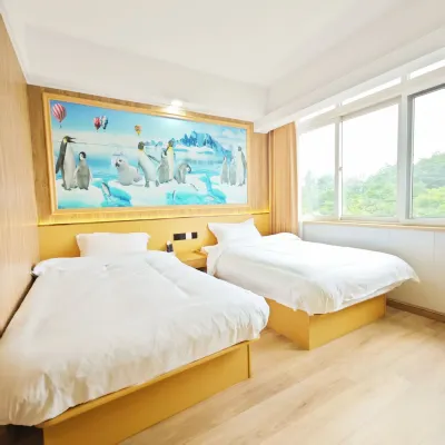 Rongting Movie Hotel (Shanghai Songjiang Station) Hotel dekat Taman Square Pagoda