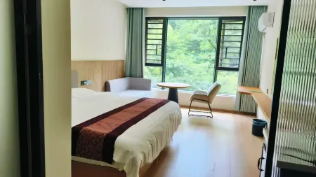 Shennonggu Wuhu Mountain Villa