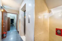 Golden Lunar Hotel - Bui Vien Walking Street, District 1 - โรงแรมราคาถูก