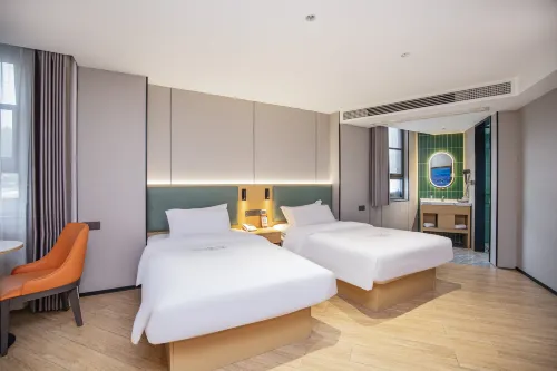 Qingmu Boutique Hotel (Ma'anshan Hanshan Wangmei Road Branch) - 2-Star