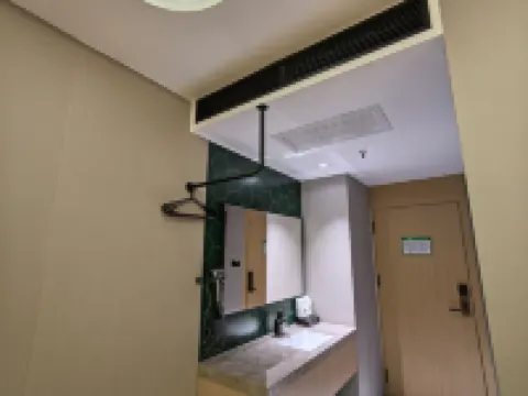 Awat Xinhua Century Hotel Hotels in Awat