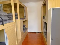 Leyisu Hostel