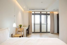 Miniwest Hotel