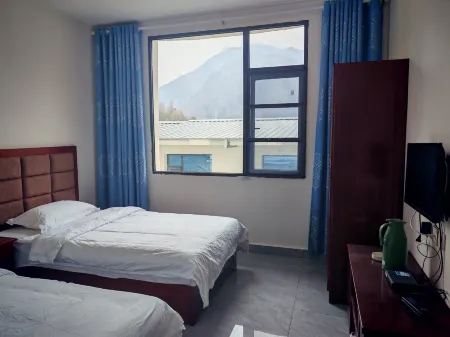 Chuannan home Отели рядом с достопримечательностью «Wolong China Giant Panda Garden Shenshuping Base of CCRCGP»