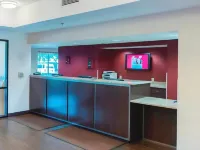 Red Roof Inn St Clairsville - Wheeling West