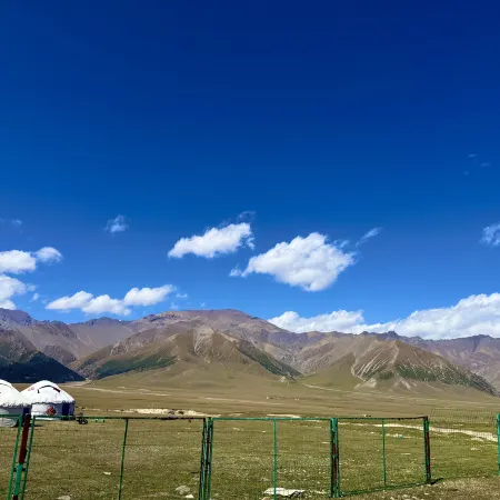 Mengxi Lake View Residents' Accommodation