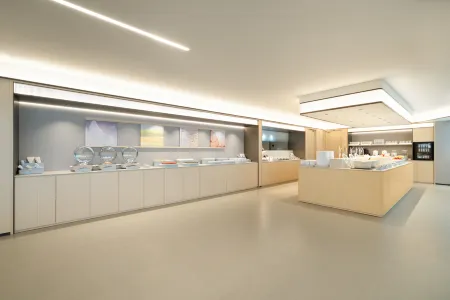 JI Hotel（Guangzhou Railway Station Sanyuanli Metro Station） Отели рядом с достопримечательностью «Shangsheng Creative Garden»