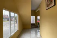 Hotel Warna Hotel a East Wara