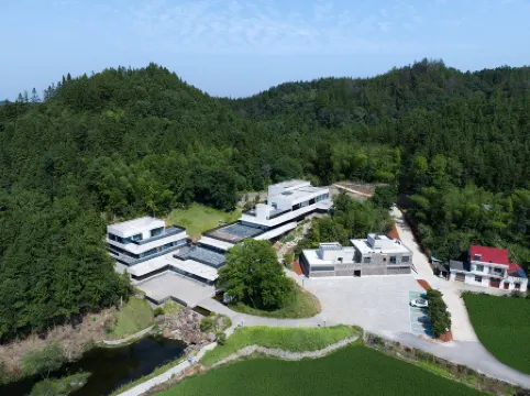 Enjoyable Villa Pingjiang