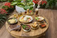 Samanea Beach Resort & Spa - breakfast